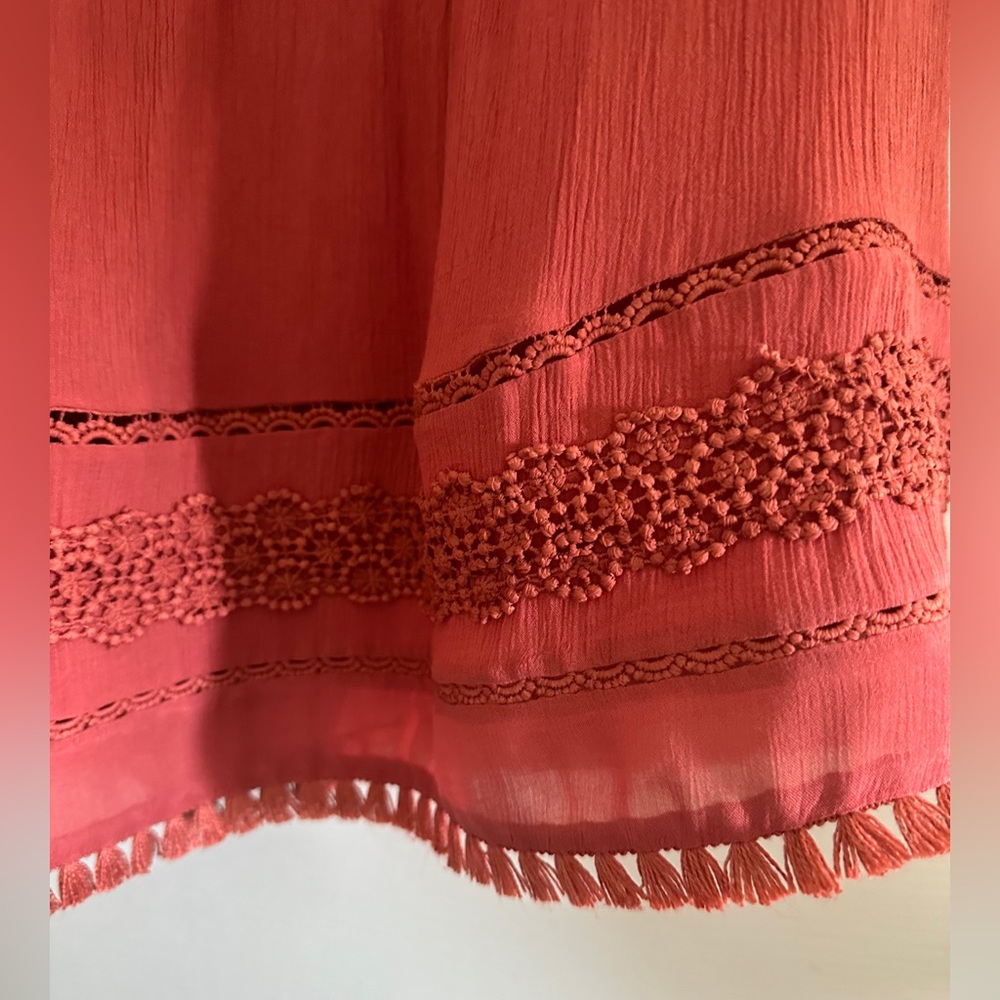 Loft Dress - Picture 3 of 4